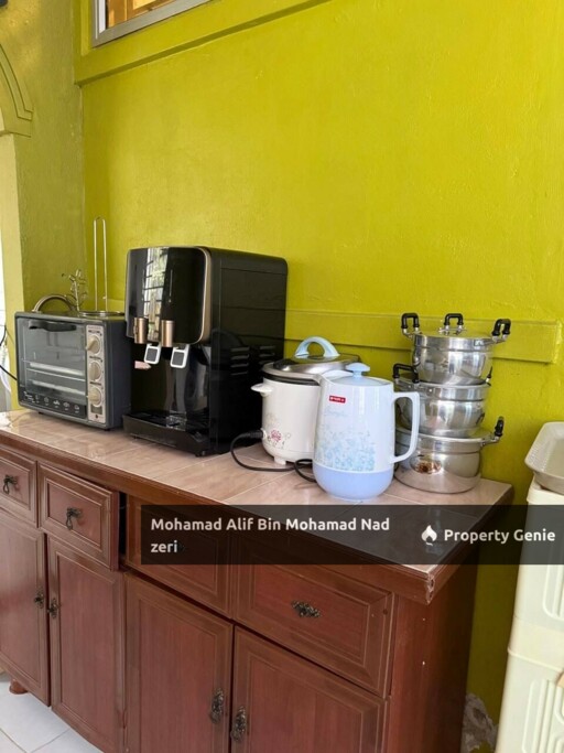 Fully Renovated and Furnished | Taman Beseri Permai | Good Deal to Stay