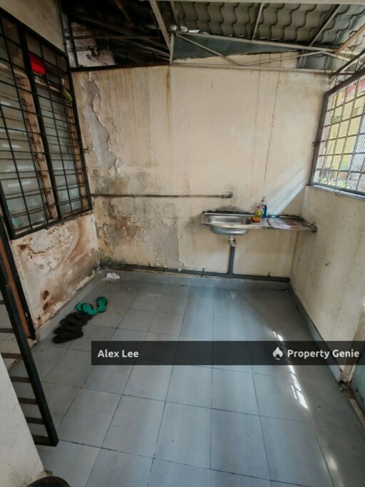 2 Storey House Taman Bukit Belimbing Selangor Freehold Landed Home Spacious Layout Quiet Residential Area Ideal For Family Living