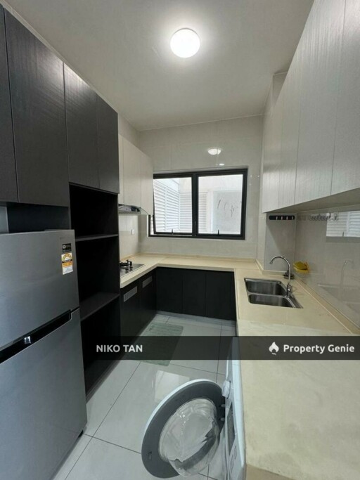 Royal Strand @ Country Garden Danga Bay | Fully Furnished Unit For Sale