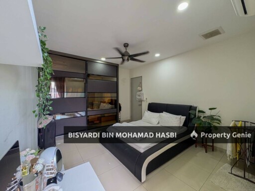 5,304 sq.ft CORNER LOT 2 STOREY SEMI DETACHED, TAMAN VILLA PERDANA, KAJANG .