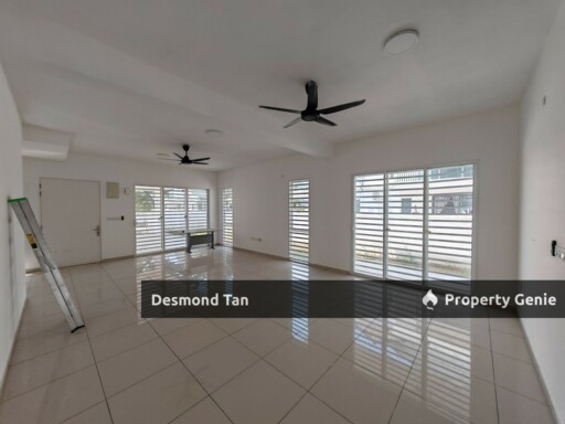 Hijayu 3, Hijayu 1, Suriaman ,Sendayan ,Ara Sendayan,Seremban(End Lot)