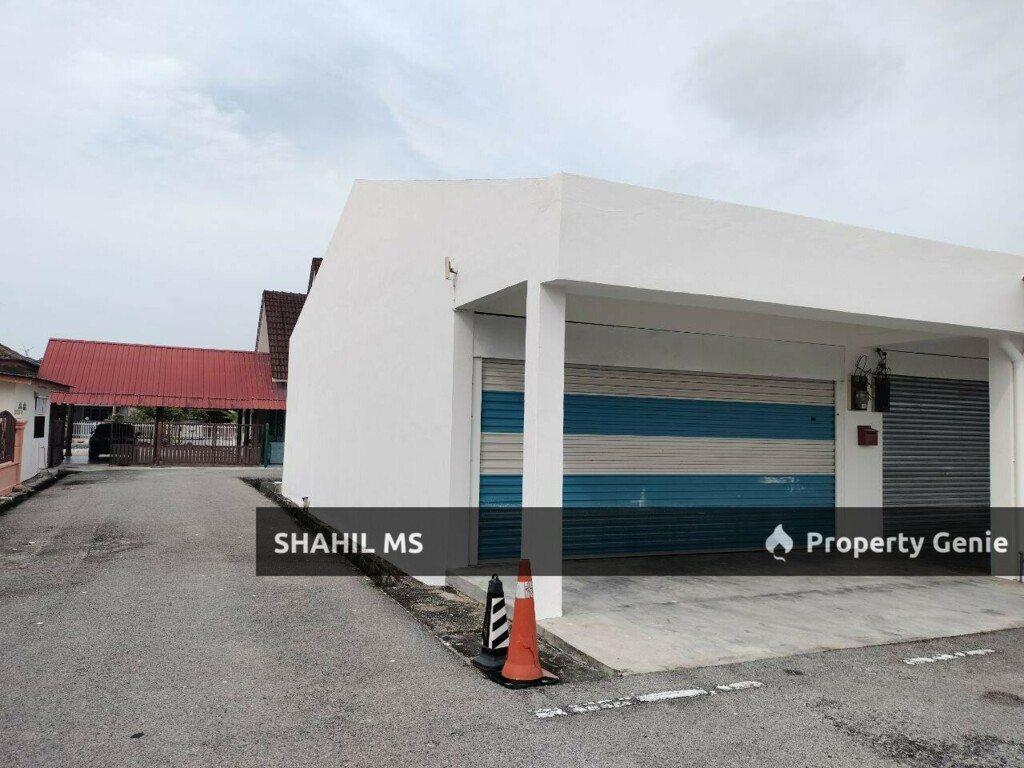 MUAR JOHOR || TANJUNG AGAS || TAMAN TANJUNG HARMONI || SHOPLOT SETINGKAT || FREEHOLD || REZAB MELAYU || RM250,000