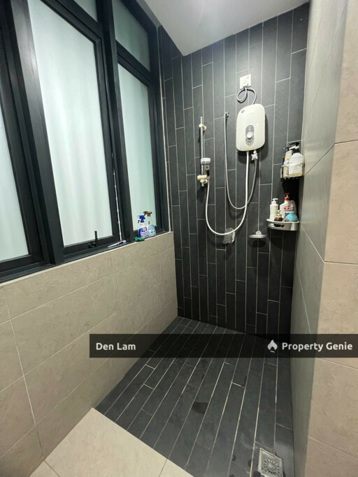 H2O Residences Ara Damansara 95% Furnished for sale !!