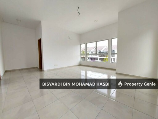 End Lot Extra Land Double Storey (Type Acacia) Serene Heights Bangi.