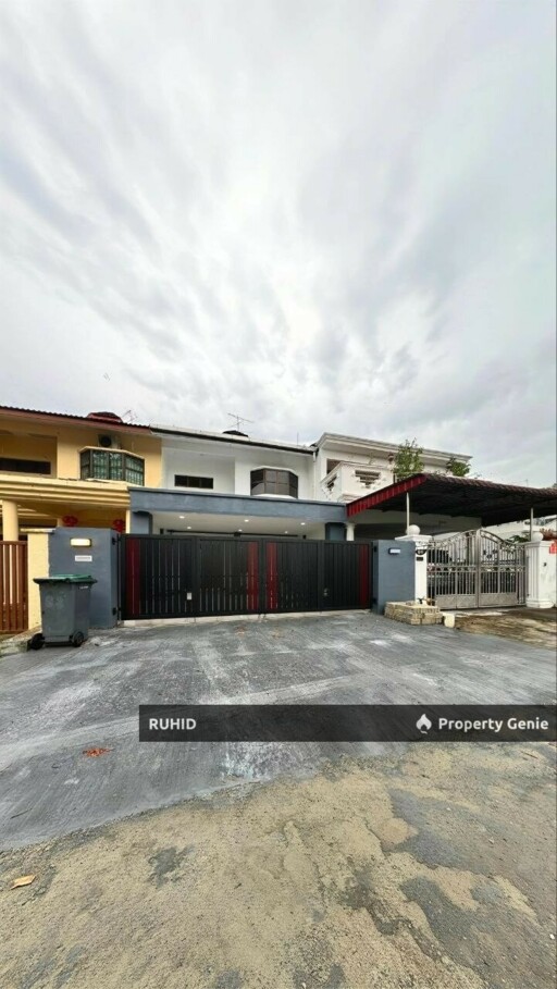Double Storey Terrace House For Sale at Taman Sri Skudai, Skudai – Fully Renovated & Unblock View