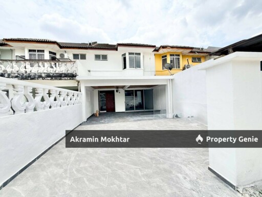 FULLY RENOVATED 2 Storey Terrace Taman Puchong Indah .