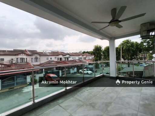Freehold, Fully Renovated & Partially Furnished | Double Storey Terrace, Taman Puchong Prima, Puchong