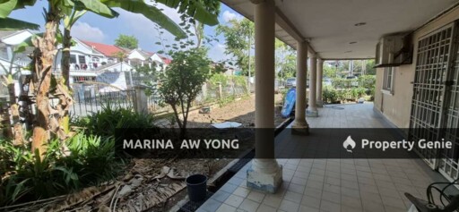 Corner House Big with Extra Land