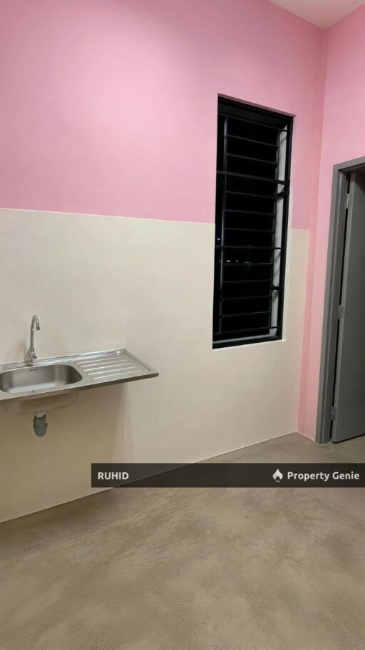 Low Medium Cost Flat For Sale at Taman Tampoi Utama, Johor Bahru | 710 sqft | 3 Bedrooms | Non Bumi