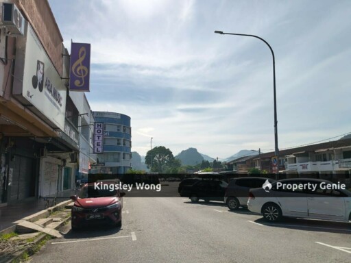 Lpoh Garden East Double Storey Shoplot Facing Main Road