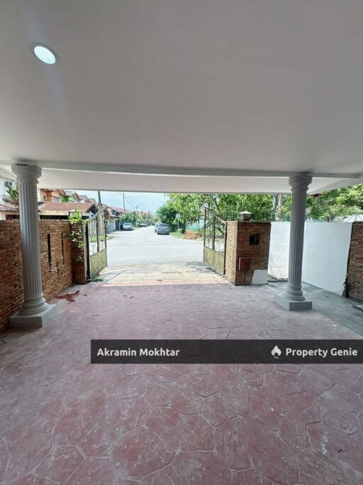 End Lot, Fully Renovated & Facing T- Junction | Double Storey Jalan 2/22, Bandar Tasik Puteri, Rawang