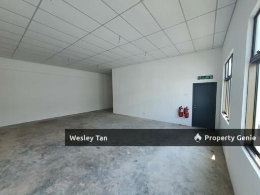 1.5 Terrace Factory 30 x 100 in Kawasan Perindustrian Rembia