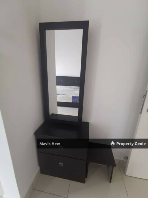 Sky Habitat @Tanjung Puteri, Walk to Ciq, 1 Carpark, Fully Furnished