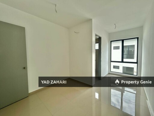 Balcony with View & Semi Furnished @ Lambaian Dua Residence, Kajang