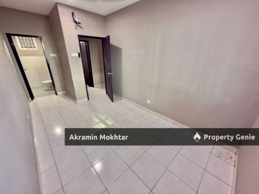 Freehold, Ground Floor, Corner Unit & 2 Parking | Apartment Azaria, Bandar Parklands, Klang Selangor .
