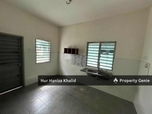 Double Storey Semi D Taman Tasik Semenyih