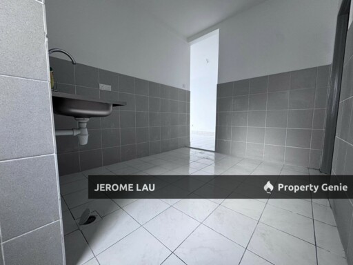 Residence larkin indah