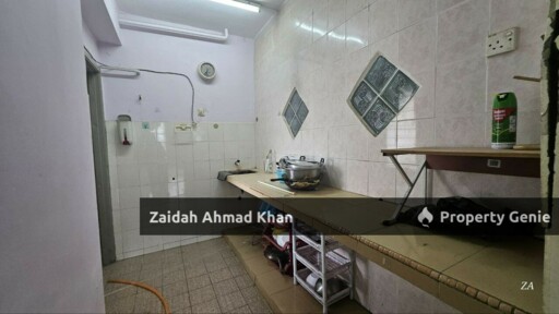 4th Floor Ria Apartment Kajang For Sale Renovated Free Aircond Kitchen Table Top Ready
