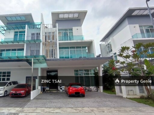 3 Storey Semi D @ Clover @ Garden Residence {Save RM 165,000} 10 min to DPULZE Shopping Centre