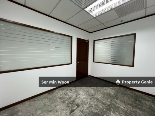 UOA Centre KLCC Office For Rent LRT KLCC Next to KL Convention Centre and Aquaria KLCC