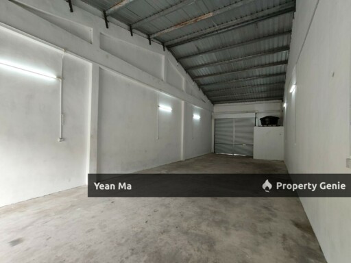 1st Storey Shop Jalan Kamunting Bukit Beruntung Rawang For Rent