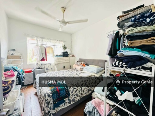 Apartment Corner Lot Renovated Desaminium Flora Seri Kembangan | 3 Bilik | Berhampiran MRT & UPM