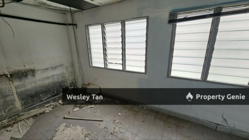 Melaka Raya 3 Commercial Adjoining Shops 66x70 Main Road with Parking