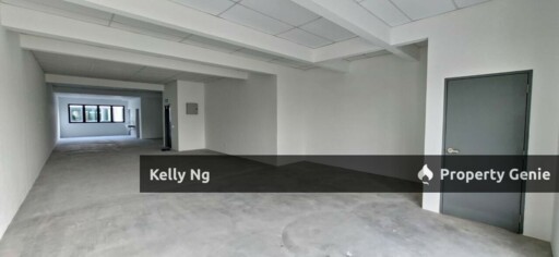 2 Sty Deluxe Design Shop Lot At Bandar Rimbayu U2 Uptown Square Telok Panglima  For Rent