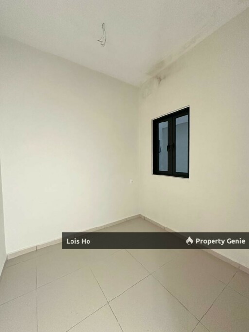 Freehold Ong Kim Wee Residence For Sale Level 17 450k