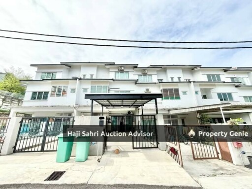 HARGA TURUN  DAH 27 % .Town House Freehold Bumi Lot Alamat Jalan Lambaian 3, Taman Lambaian Residence, 43000 Kajang, Selangor