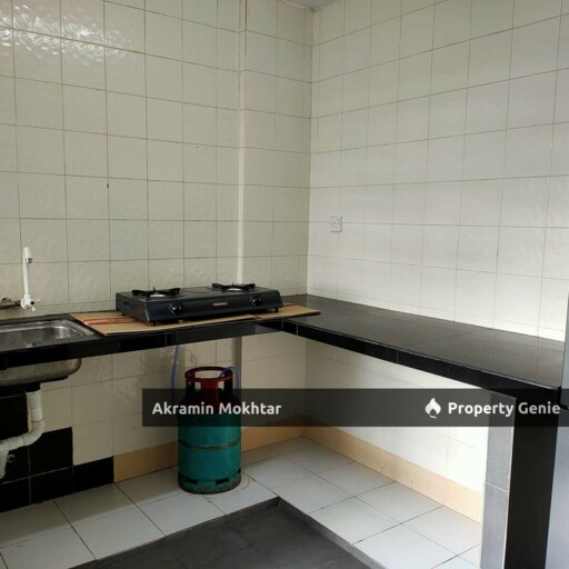 FREEHOLD | PANGSAPURI KIAMBANG TAMAN BUKIT SUBANG SHAH ALAM