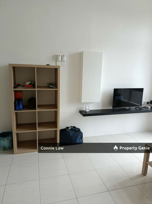 Female Room with Private Bathroom for Rent Ipoh Town Guarded with Facilities
