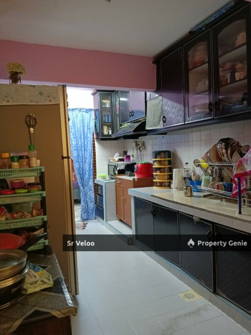 Jalan bayan, Kota puteri