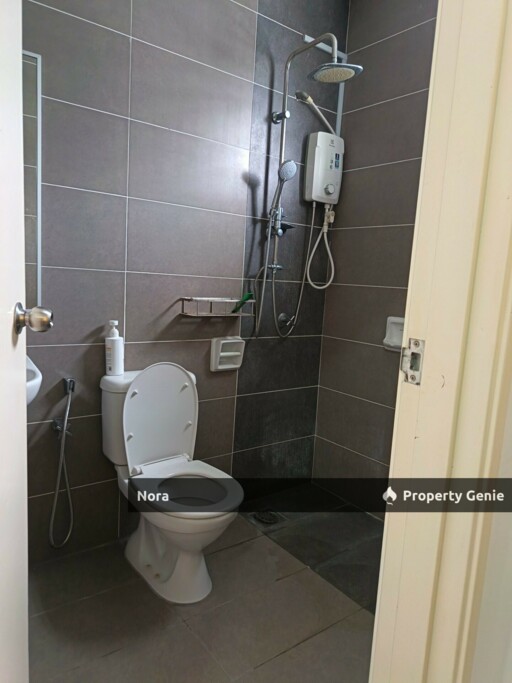 2 Storey Intermediate Laman Azalea, Nilai Impian | Freehold Non-Bumi | Fully Furnished | Gated & Guarded
