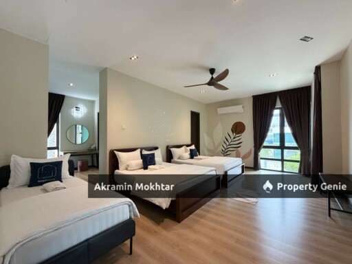 Renovated & Fully Furnished | 3 Storey Bungalow Kristal Court Seksyen 7, Shah Alam