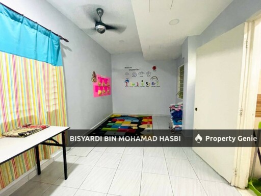 RENOVATED 2 STOREY CORNER LOT SP8 BANDAR SAUJANA PUTRA, JENJAROM .