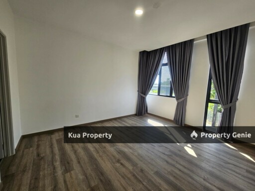 Ixora Court Apartment For Rent! Location: Jalan Stutong Baru