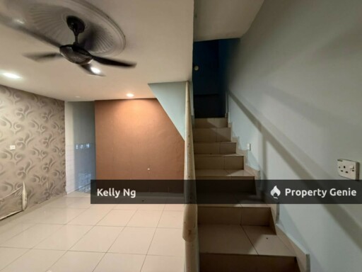 Double Sty House At Taman Klang Utama For Rent