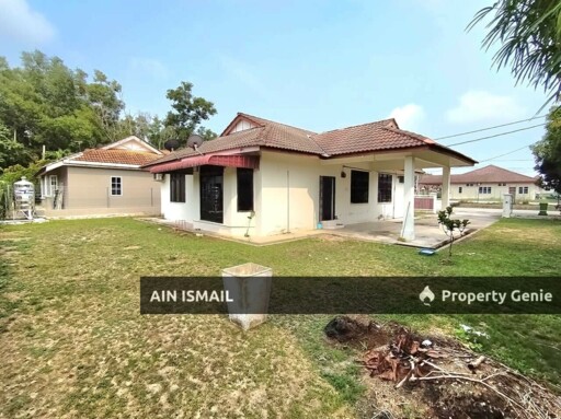 BANGLO TAMAN PERDANA, PERAMU PEKAN, PAHANG