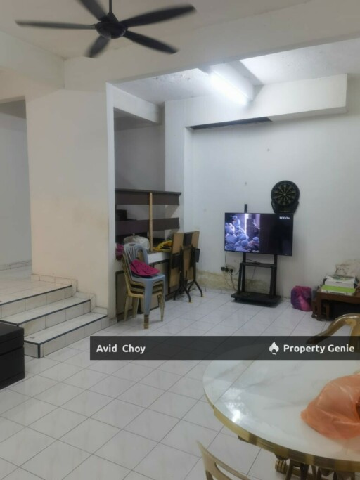 Taman Ungku Tun Aminah, Jalan Nahkoda, 2 Storey Terrace House