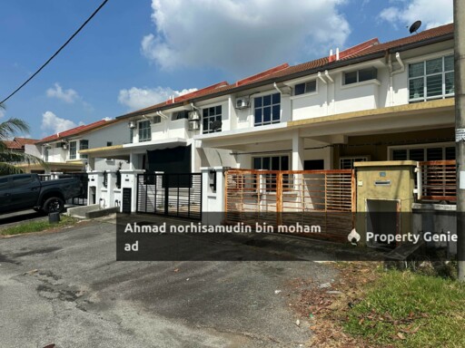 Double Storey Terrace House Puncak Alam, Cakera Purnama Fasa 3, Facing Open For SALE