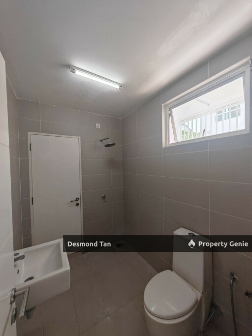 2 Storey Hijayu 3 Fellona, Hijayu 1, Suriaman , Sendayan ( End Lot & Full Loan 0% Down Payment )