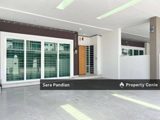 Freehold Botani Large Double Storey House