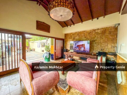 Freehold & Fully Renovated | 3 Storey Bungalow Putra Residence @ Bukit Rahman Putra, Sg Buloh