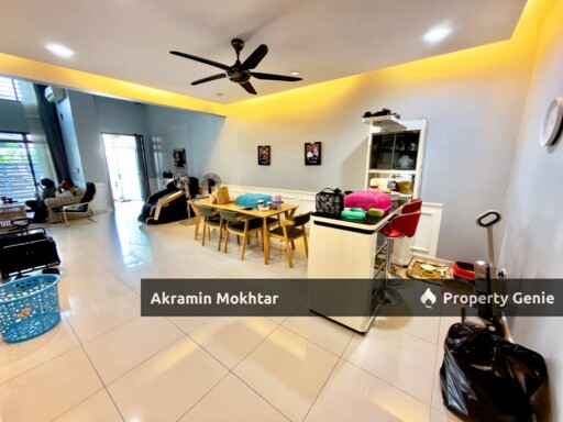Freehold, Renovated & Partially Furnished | 2.5 Storey Terrace IRIS Taman TTDI Grove, Kajang Selangor