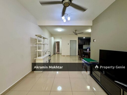 APARTMENT MUTIARA ANGGERIK Seksyen 15,SHAH ALAM.