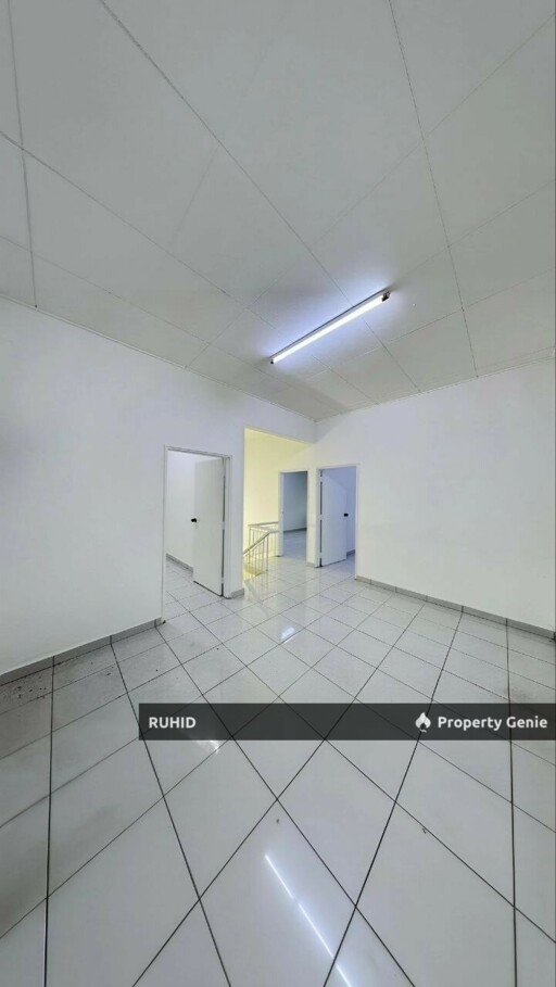 4 Bedrooms Double Storey House For Sale at Taman Puteri Wangsa