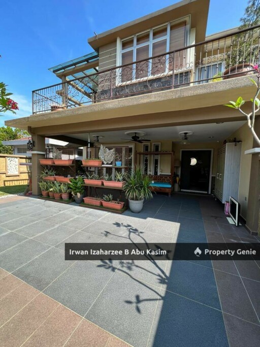 End Lot, Fully Furnish, 2 Storey House, Taman Alam Putra @ Alam Sanctuary, Seri Kembangan.