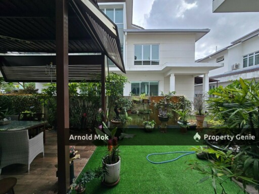 3 Storey Semi-Detached House at Senibong Cove for Sale
