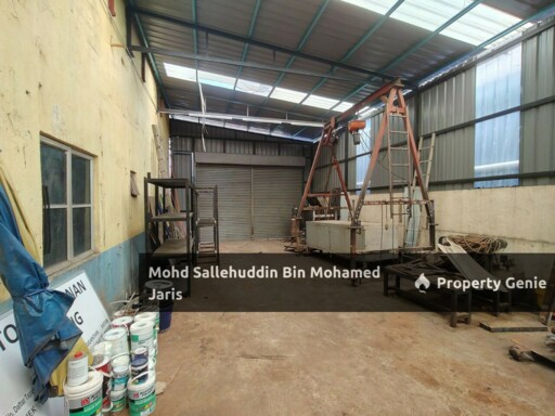 WAREHOUSE INDERA MAHKOTA 14